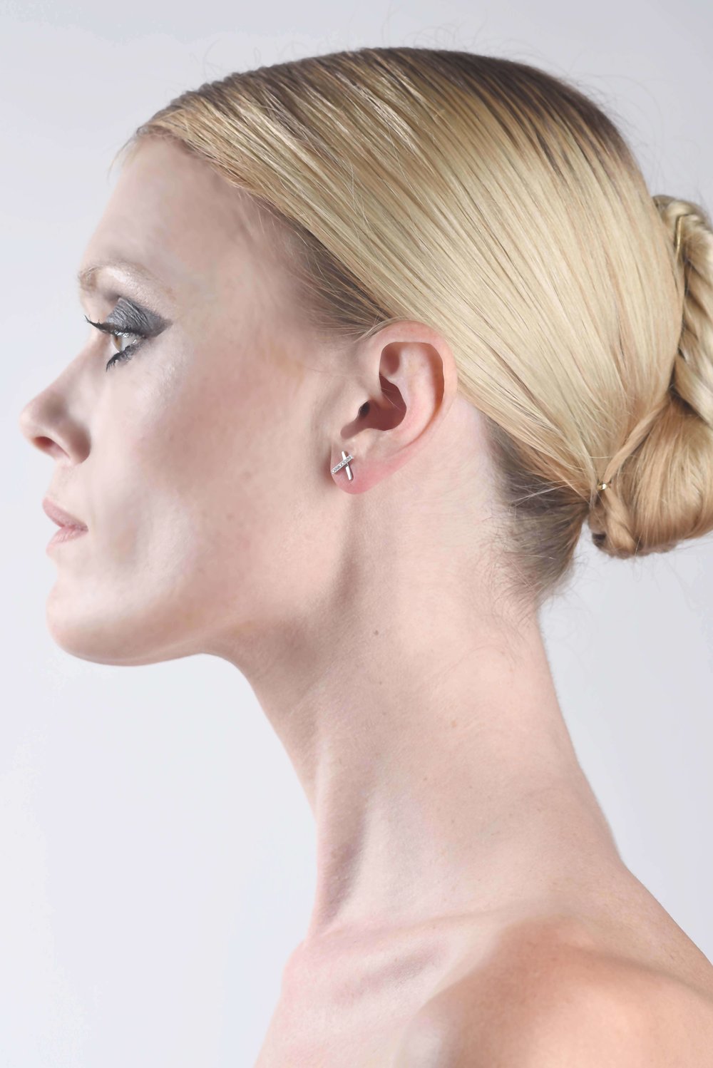 shkoh_fine_jewelry_gemina_moving_earring_06.jpg