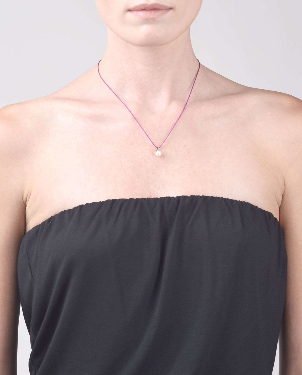 shkoh_fine_jewelry_iris_pearl_pendant_02.jpg
