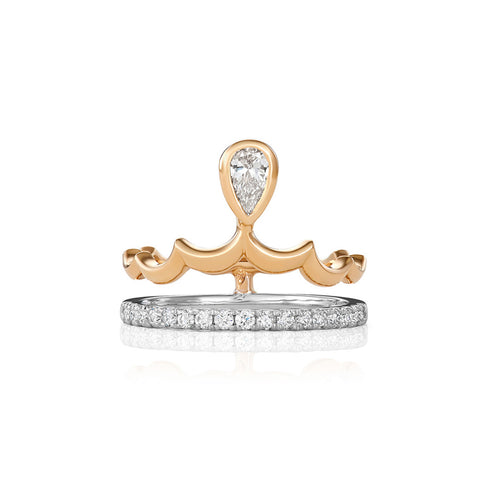 Modern Queen Pendant