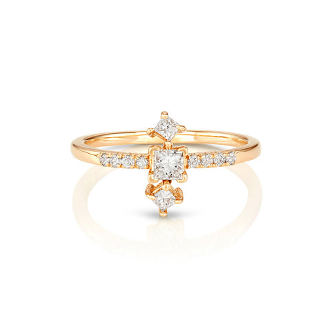 Yours only - Round Diamond and tapered Baguette Ring