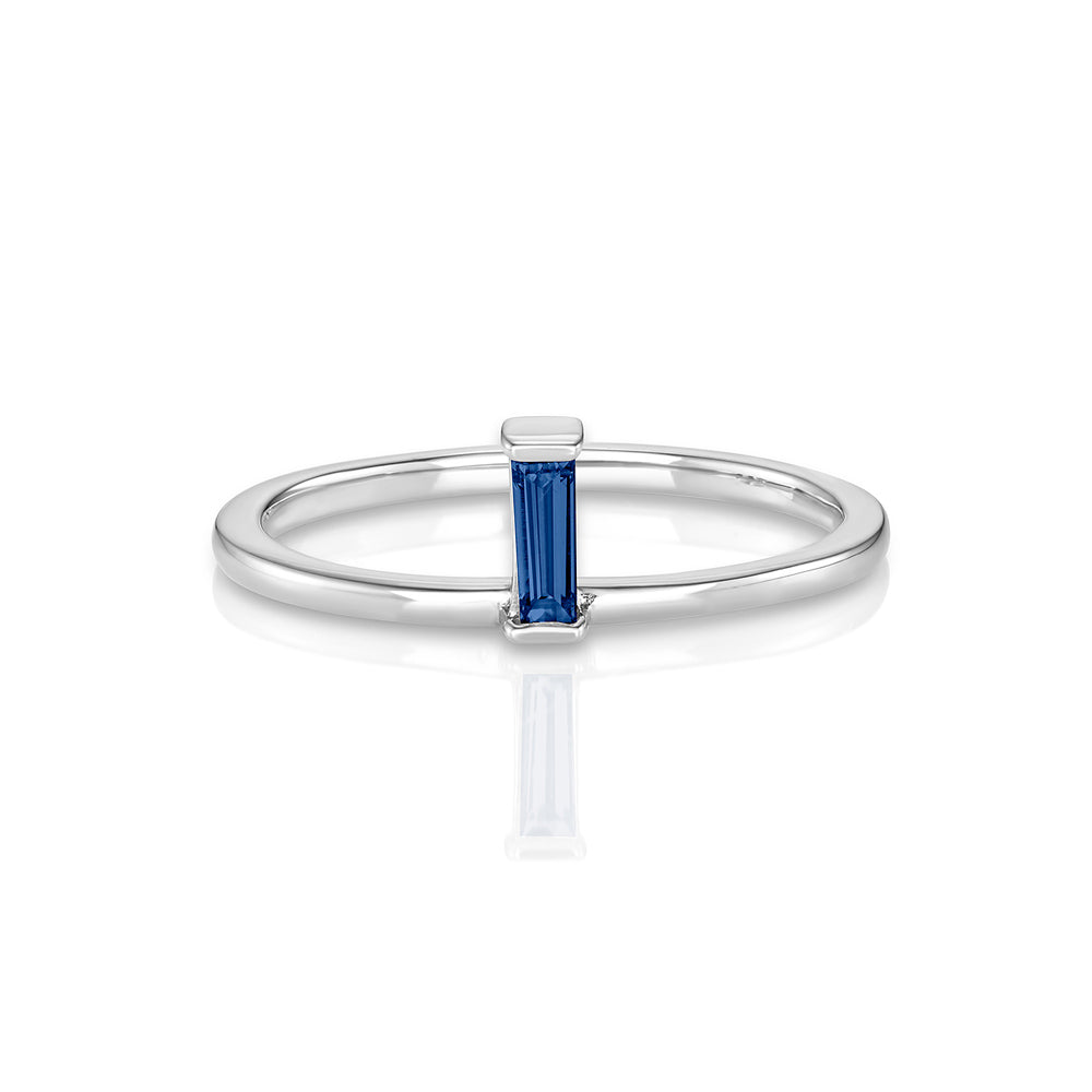 Yours only -  Single Baguette Blue Sapphires Ring