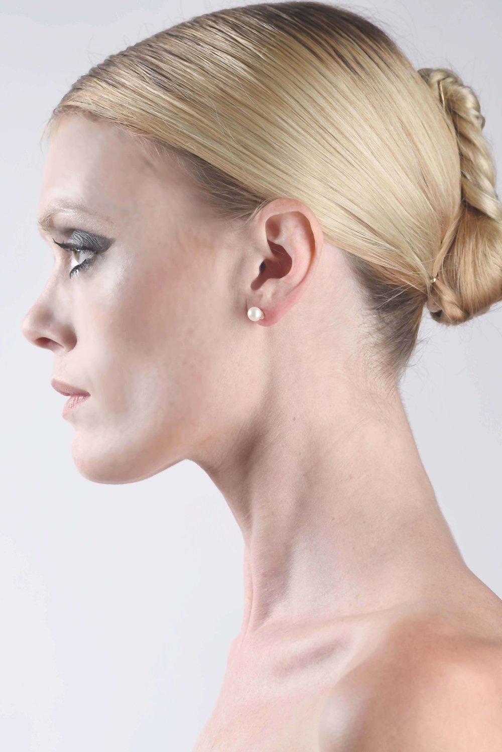 shkoh_fine_jewelry_onda_pearl_stud_earring_02.jpg