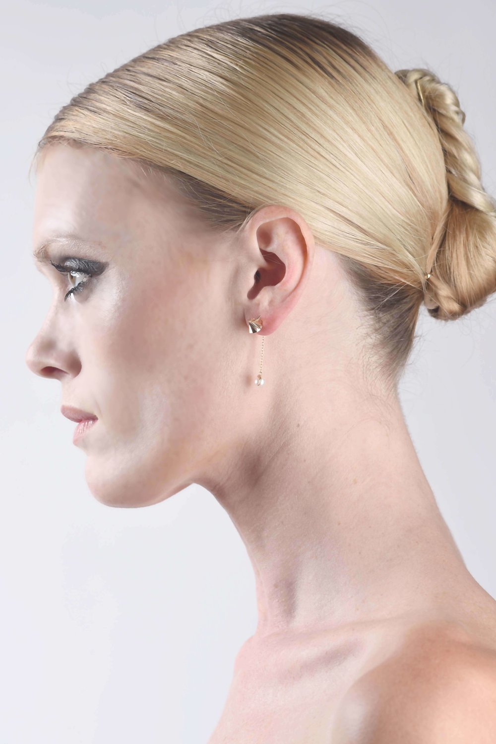 shkoh_fine_jewelry_onda_fairy_earring_02.jpg