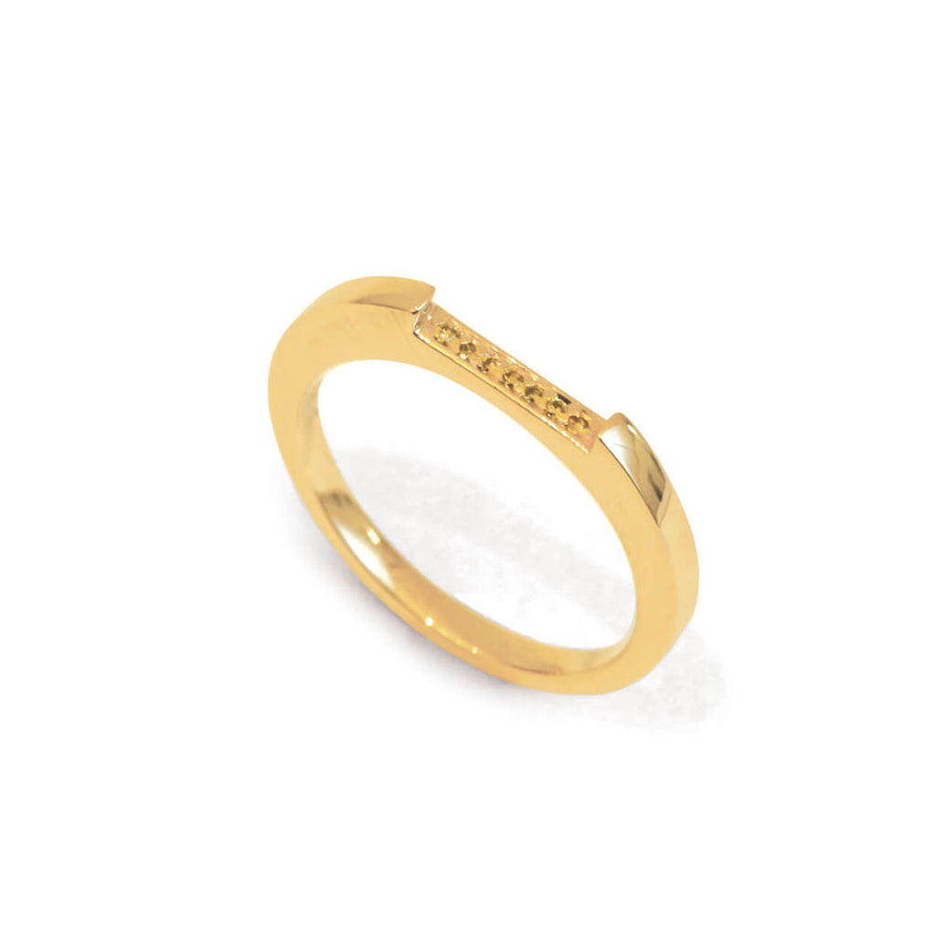 Discrete Diamond Negative Square Ring