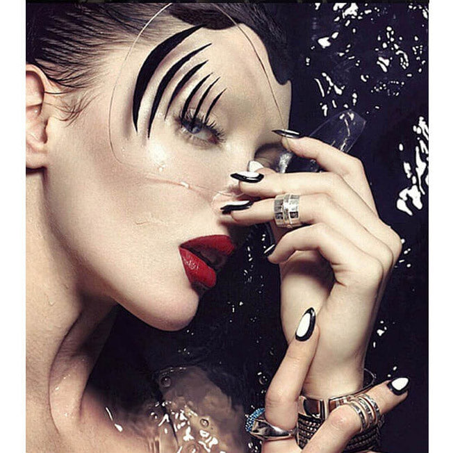 SCHON MAGAZINE FEB'15